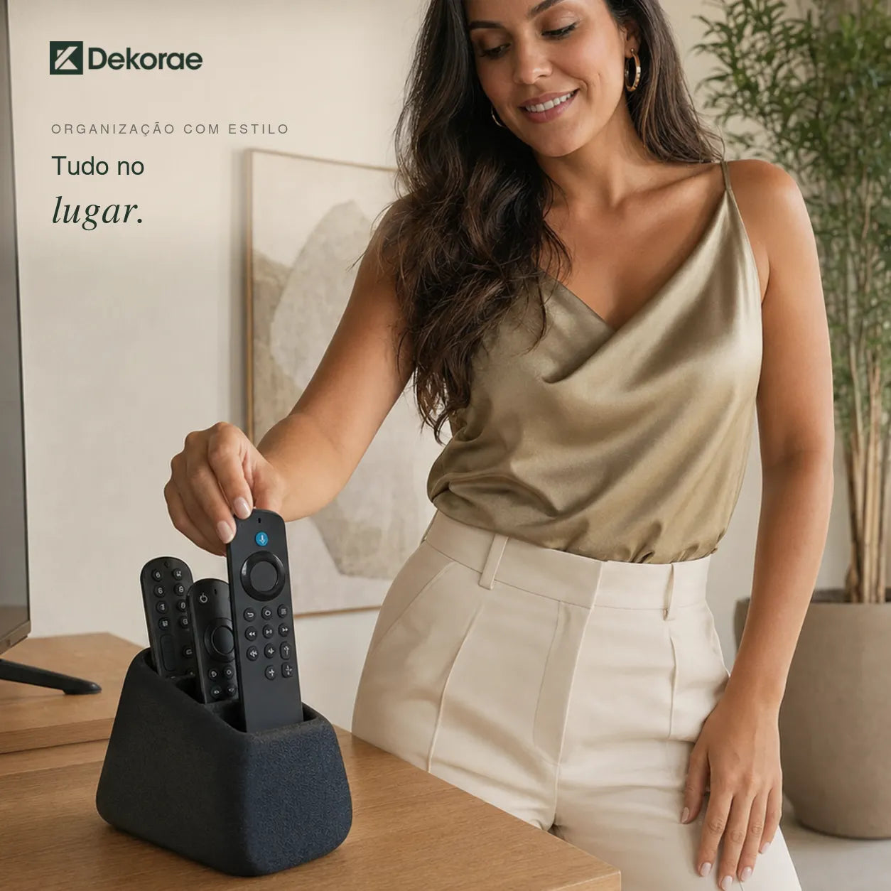 Porta-Controles Triplo Moderno – Organizador Multiuso